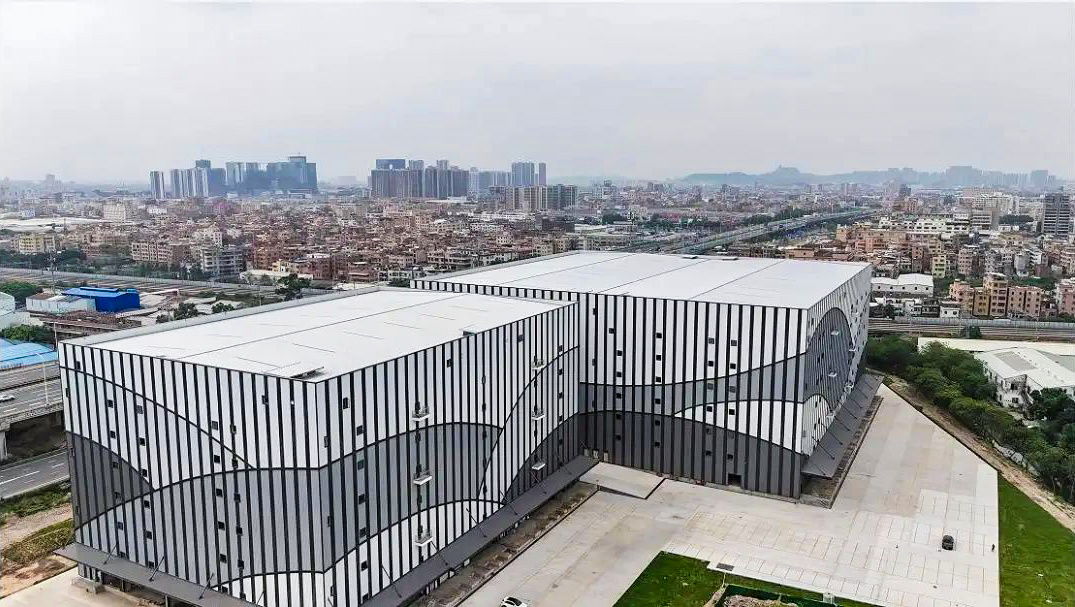 破紀錄！快意26臺電梯高效交付，賦能大灣區智慧倉儲項目